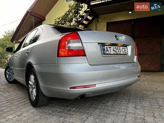 Сірий Шкода Октавія, об'ємом двигуна 1.6 л та пробігом 237 тис. км за 7800 $, фото 57 на Automoto.ua