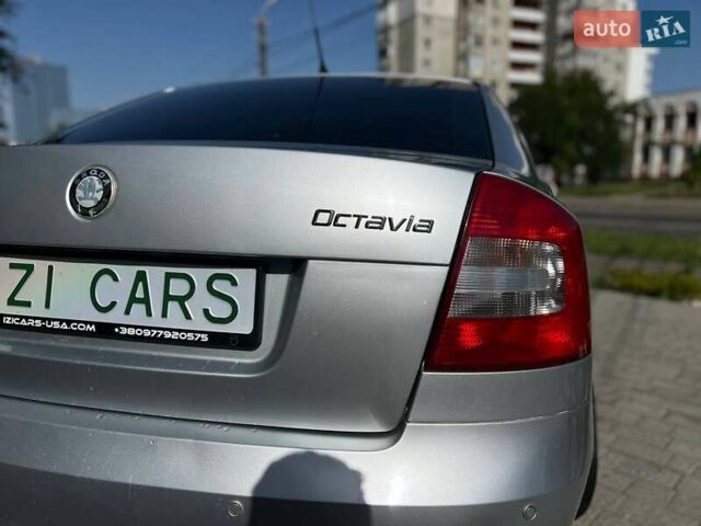 Серый Шкода Октавия, объемом двигателя 1.8 л и пробегом 276 тыс. км за 7700 $, фото 6 на Automoto.ua