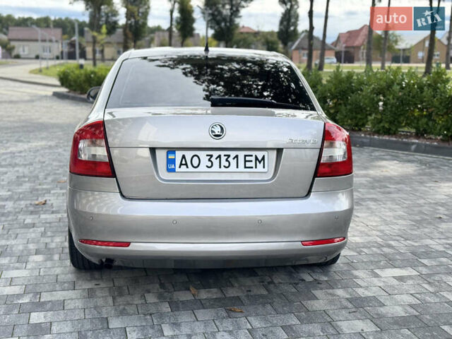 Серый Шкода Октавия, объемом двигателя 1.2 л и пробегом 233 тыс. км за 7600 $, фото 6 на Automoto.ua