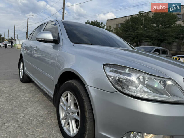 Сірий Шкода Октавія, об'ємом двигуна 1.8 л та пробігом 259 тис. км за 7500 $, фото 8 на Automoto.ua