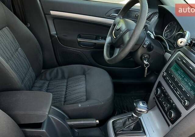 Серый Шкода Октавия, объемом двигателя 1.8 л и пробегом 276 тыс. км за 7700 $, фото 29 на Automoto.ua