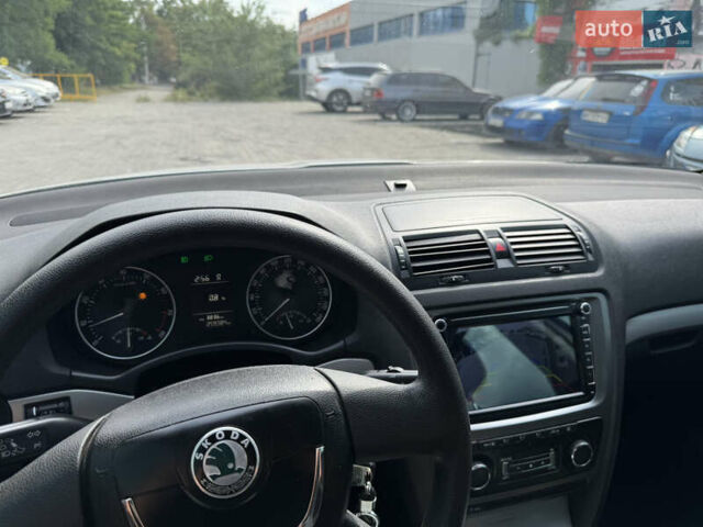 Сірий Шкода Октавія, об'ємом двигуна 1.8 л та пробігом 259 тис. км за 7500 $, фото 43 на Automoto.ua