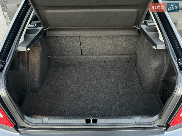 Сірий Шкода Октавія, об'ємом двигуна 1.6 л та пробігом 150 тис. км за 7500 $, фото 81 на Automoto.ua