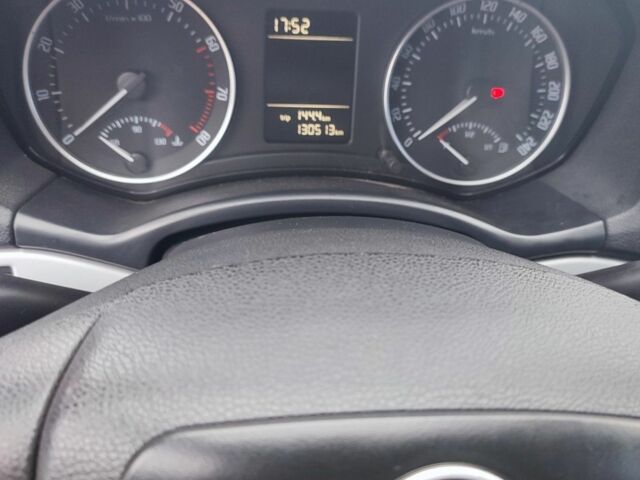 Сірий Шкода Октавія, об'ємом двигуна 1.6 л та пробігом 130 тис. км за 7800 $, фото 3 на Automoto.ua