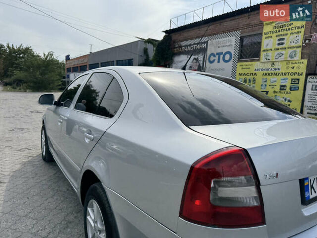 Сірий Шкода Октавія, об'ємом двигуна 1.8 л та пробігом 259 тис. км за 7500 $, фото 21 на Automoto.ua