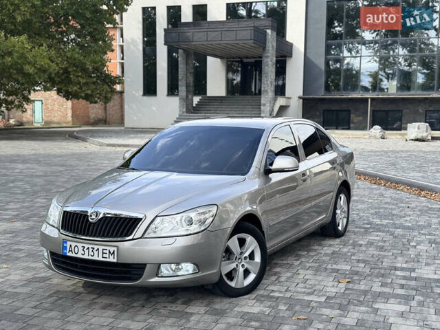 Серый Шкода Октавия, объемом двигателя 1.2 л и пробегом 233 тыс. км за 7600 $, фото 1 на Automoto.ua