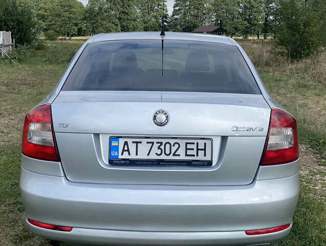 Серый Шкода Октавия, объемом двигателя 1.6 л и пробегом 249 тыс. км за 6200 $, фото 1 на Automoto.ua