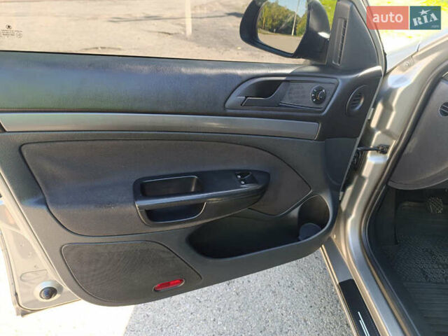 Сірий Шкода Октавія, об'ємом двигуна 1.6 л та пробігом 265 тис. км за 7100 $, фото 8 на Automoto.ua