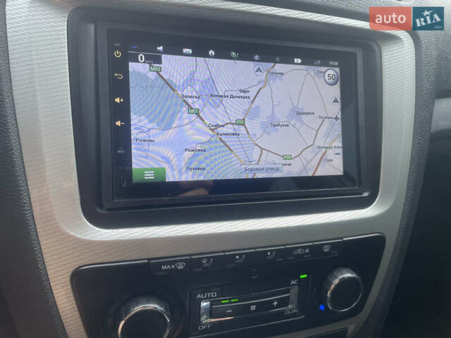 Серый Шкода Октавия, объемом двигателя 1.8 л и пробегом 260 тыс. км за 7600 $, фото 11 на Automoto.ua