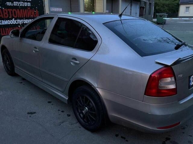 Сірий Шкода Октавія, об'ємом двигуна 1.8 л та пробігом 150 тис. км за 7500 $, фото 5 на Automoto.ua