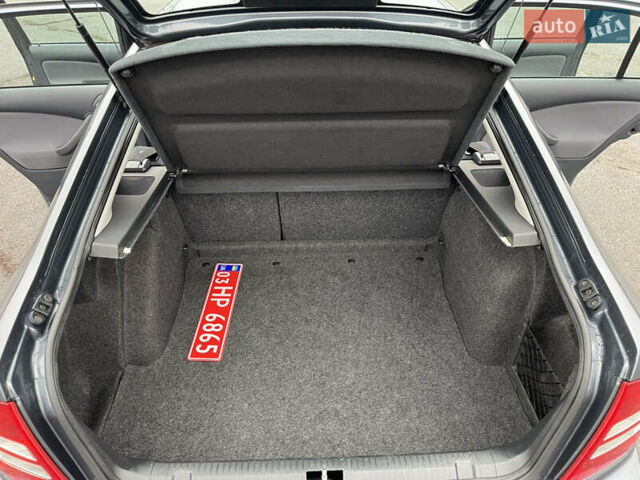 Сірий Шкода Октавія, об'ємом двигуна 1.6 л та пробігом 150 тис. км за 7500 $, фото 76 на Automoto.ua