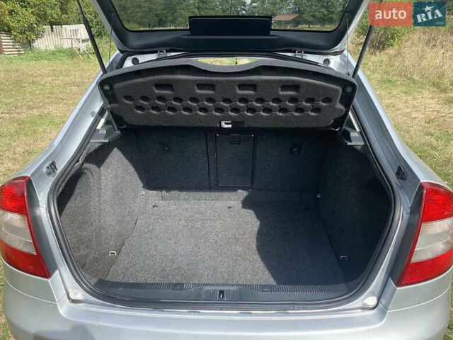 Серый Шкода Октавия, объемом двигателя 1.6 л и пробегом 249 тыс. км за 6200 $, фото 6 на Automoto.ua