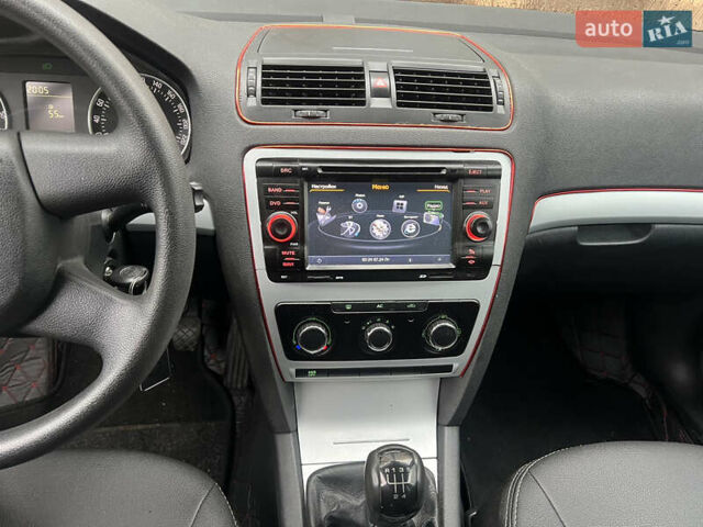 Серый Шкода Октавия, объемом двигателя 1.9 л и пробегом 280 тыс. км за 7000 $, фото 17 на Automoto.ua