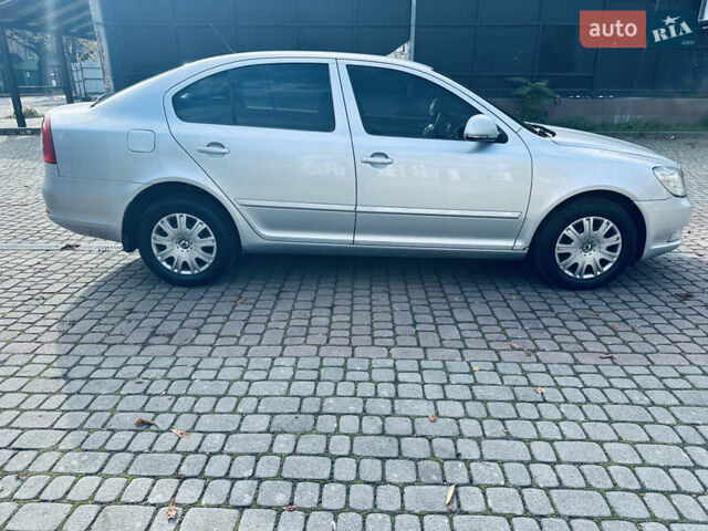 Серый Шкода Октавия, объемом двигателя 1.6 л и пробегом 285 тыс. км за 6700 $, фото 25 на Automoto.ua