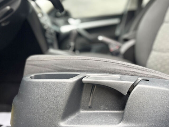 Сірий Шкода Октавія, об'ємом двигуна 1.6 л та пробігом 330 тис. км за 8800 $, фото 13 на Automoto.ua