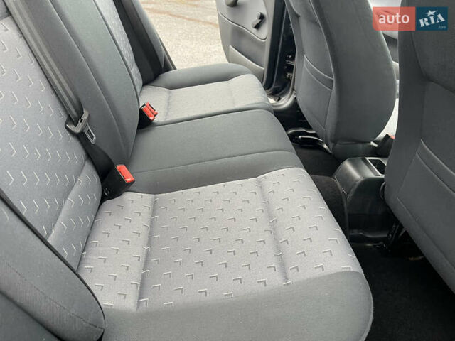 Сірий Шкода Октавія, об'ємом двигуна 1.6 л та пробігом 150 тис. км за 7500 $, фото 74 на Automoto.ua