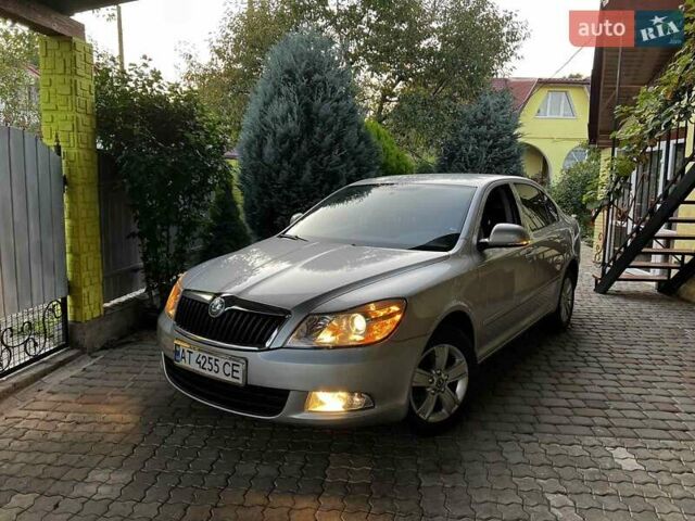 Сірий Шкода Октавія, об'ємом двигуна 1.6 л та пробігом 237 тис. км за 7800 $, фото 11 на Automoto.ua