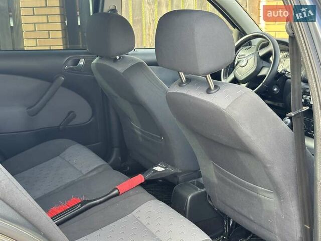 Серый Шкода Октавия, объемом двигателя 1.6 л и пробегом 270 тыс. км за 6100 $, фото 7 на Automoto.ua