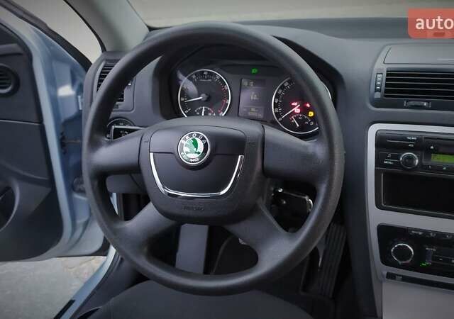 Сірий Шкода Октавія, об'ємом двигуна 1.4 л та пробігом 161 тис. км за 7800 $, фото 136 на Automoto.ua