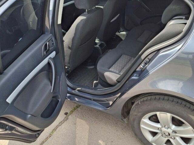 Сірий Шкода Октавія, об'ємом двигуна 1.6 л та пробігом 142 тис. км за 8300 $, фото 8 на Automoto.ua