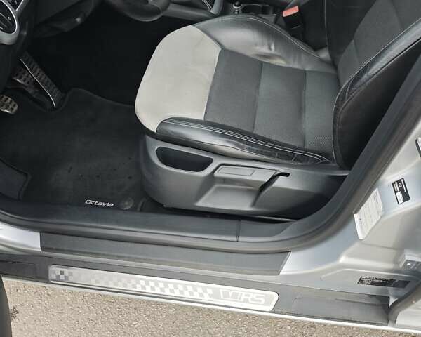 Сірий Шкода Октавія, об'ємом двигуна 1.98 л та пробігом 180 тис. км за 12888 $, фото 20 на Automoto.ua