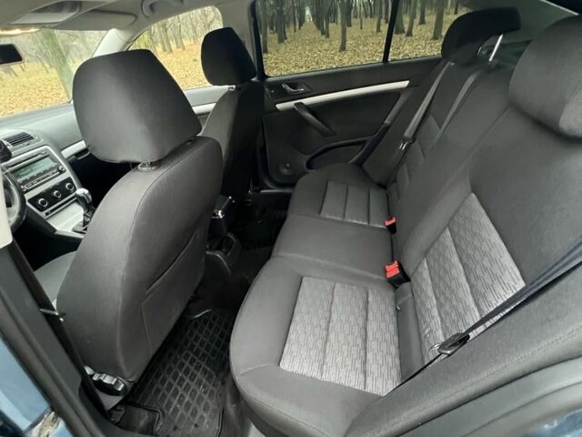 Серый Шкода Октавия, объемом двигателя 1.8 л и пробегом 204 тыс. км за 7500 $, фото 18 на Automoto.ua