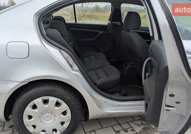 Серый Шкода Октавия, объемом двигателя 1.9 л и пробегом 285 тыс. км за 3850 $, фото 3 на Automoto.ua