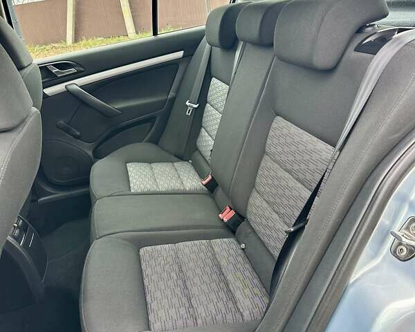 Сірий Шкода Октавія, об'ємом двигуна 0 л та пробігом 151 тис. км за 9450 $, фото 36 на Automoto.ua