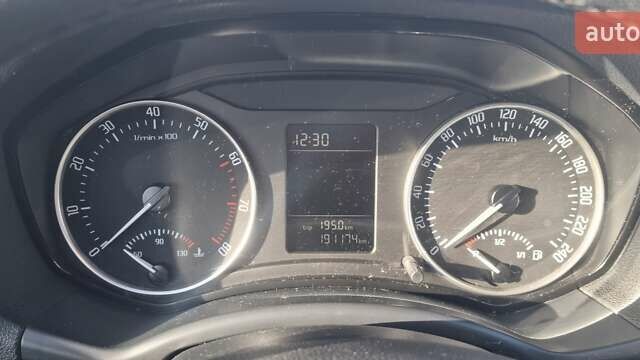 Серый Шкода Октавия, объемом двигателя 1.6 л и пробегом 191 тыс. км за 7399 $, фото 5 на Automoto.ua