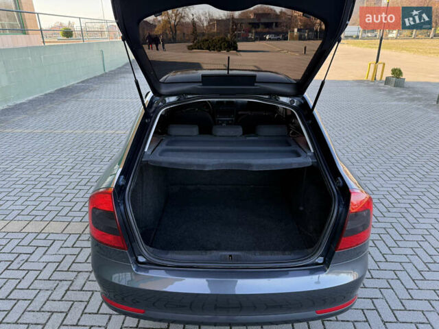 Серый Шкода Октавия, объемом двигателя 1.6 л и пробегом 315 тыс. км за 7800 $, фото 25 на Automoto.ua