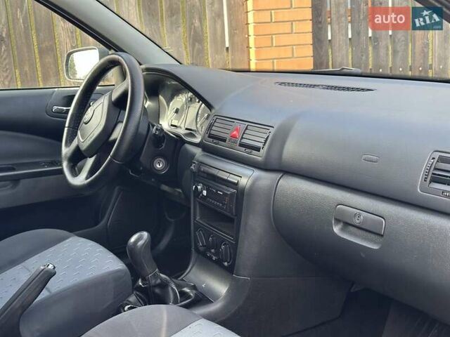 Серый Шкода Октавия, объемом двигателя 1.6 л и пробегом 270 тыс. км за 6100 $, фото 9 на Automoto.ua