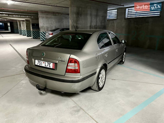 Сірий Шкода Октавія, об'ємом двигуна 1.6 л та пробігом 200 тис. км за 6900 $, фото 13 на Automoto.ua