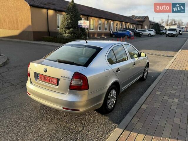 Серый Шкода Октавия, объемом двигателя 1.4 л и пробегом 220 тыс. км за 7300 $, фото 4 на Automoto.ua