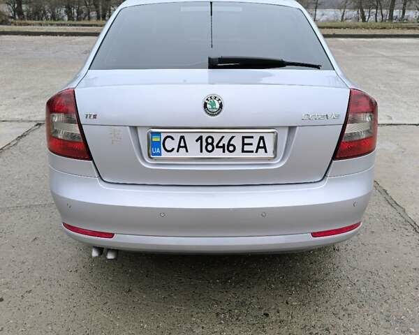 Серый Шкода Октавия, объемом двигателя 1.97 л и пробегом 236 тыс. км за 6900 $, фото 3 на Automoto.ua