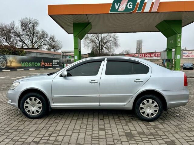 Серый Шкода Октавия, объемом двигателя 1.6 л и пробегом 178 тыс. км за 8700 $, фото 4 на Automoto.ua