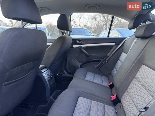 Серый Шкода Октавия, объемом двигателя 1.4 л и пробегом 180 тыс. км за 7350 $, фото 39 на Automoto.ua