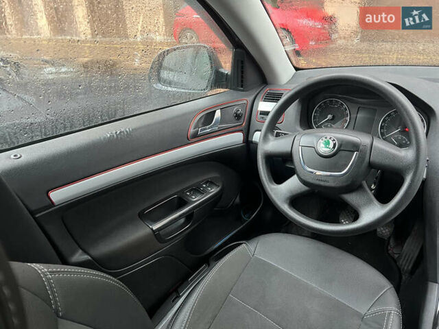 Серый Шкода Октавия, объемом двигателя 1.9 л и пробегом 280 тыс. км за 7000 $, фото 15 на Automoto.ua