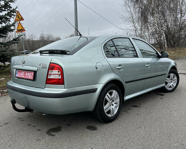 Серый Шкода Октавия, объемом двигателя 1.6 л и пробегом 224 тыс. км за 6450 $, фото 2 на Automoto.ua