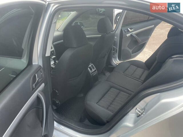 Серый Шкода Октавия, объемом двигателя 1.8 л и пробегом 260 тыс. км за 7600 $, фото 5 на Automoto.ua