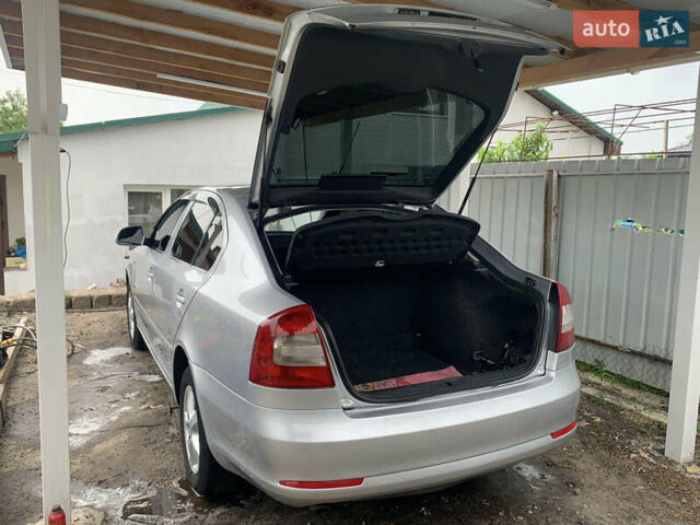 Сірий Шкода Октавія, об'ємом двигуна 1.6 л та пробігом 288 тис. км за 6200 $, фото 6 на Automoto.ua