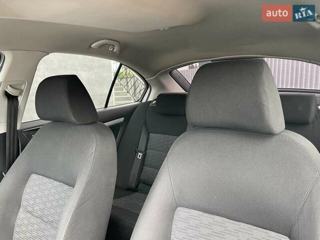 Сірий Шкода Октавія, об'ємом двигуна 1.6 л та пробігом 150 тис. км за 6800 $, фото 11 на Automoto.ua