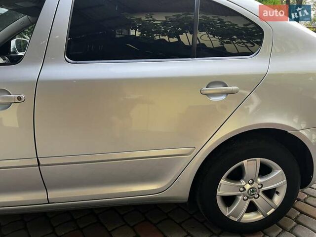 Сірий Шкода Октавія, об'ємом двигуна 1.6 л та пробігом 237 тис. км за 7800 $, фото 29 на Automoto.ua