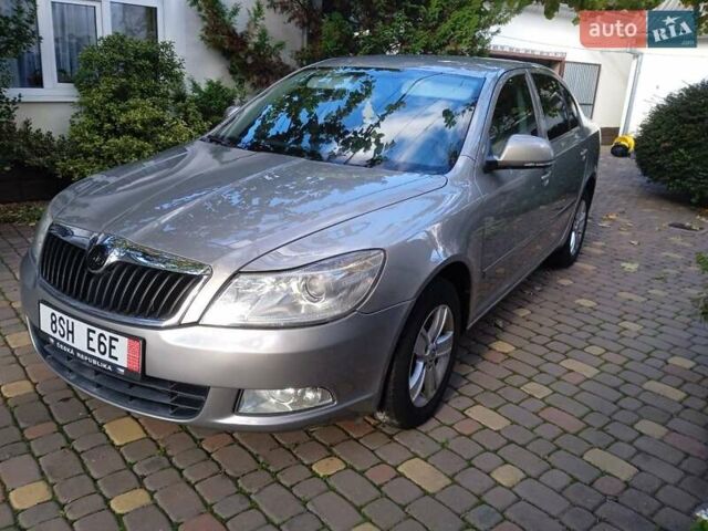 Серый Шкода Октавия, объемом двигателя 1.6 л и пробегом 247 тыс. км за 6700 $, фото 1 на Automoto.ua