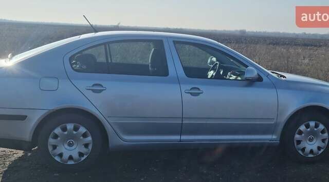 Серый Шкода Октавия, объемом двигателя 1.6 л и пробегом 191 тыс. км за 7399 $, фото 1 на Automoto.ua