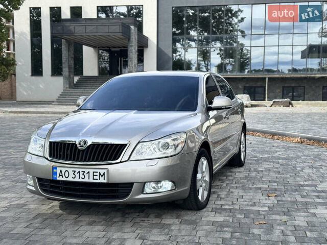 Серый Шкода Октавия, объемом двигателя 1.2 л и пробегом 233 тыс. км за 7600 $, фото 4 на Automoto.ua