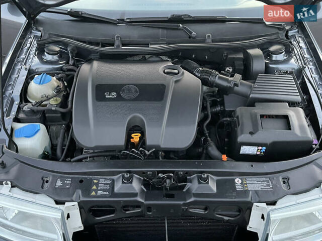 Сірий Шкода Октавія, об'ємом двигуна 1.6 л та пробігом 150 тис. км за 7500 $, фото 83 на Automoto.ua