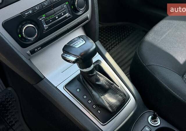 Серый Шкода Октавия, объемом двигателя 1.8 л и пробегом 276 тыс. км за 7700 $, фото 12 на Automoto.ua