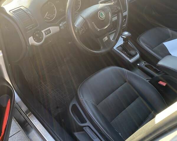 Серый Шкода Октавия, объемом двигателя 1.8 л и пробегом 197 тыс. км за 9000 $, фото 7 на Automoto.ua