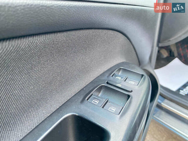 Серый Шкода Октавия, объемом двигателя 1.9 л и пробегом 295 тыс. км за 6590 $, фото 6 на Automoto.ua