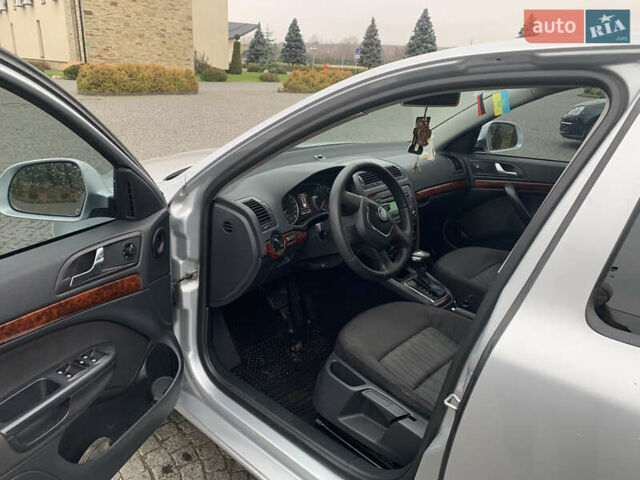 Серый Шкода Октавия, объемом двигателя 1.97 л и пробегом 261 тыс. км за 8200 $, фото 11 на Automoto.ua